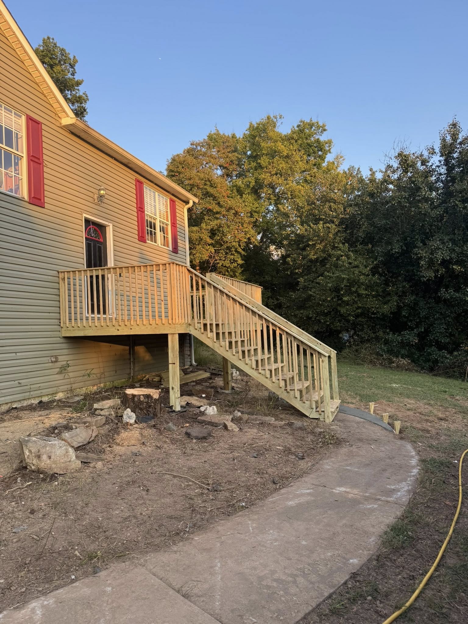 decking finished home 1